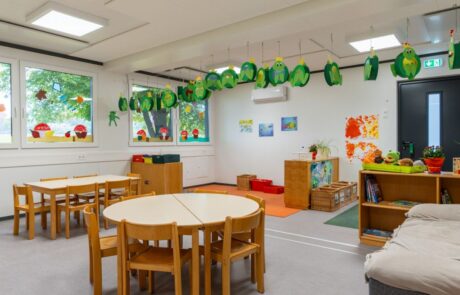 20241026_49_Kindergarten-Bechtheim_BPlusL_TimoDehnProductions_TDP05593-HDR Spielraum in Kindergarten mit Infrarot-Deckenheizung