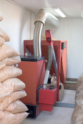Pelletheizung: Kosten und Vor- und Nachteile des Heizens mit Holz Kosten und Vor- und Nachteile des Heizens mit Holz